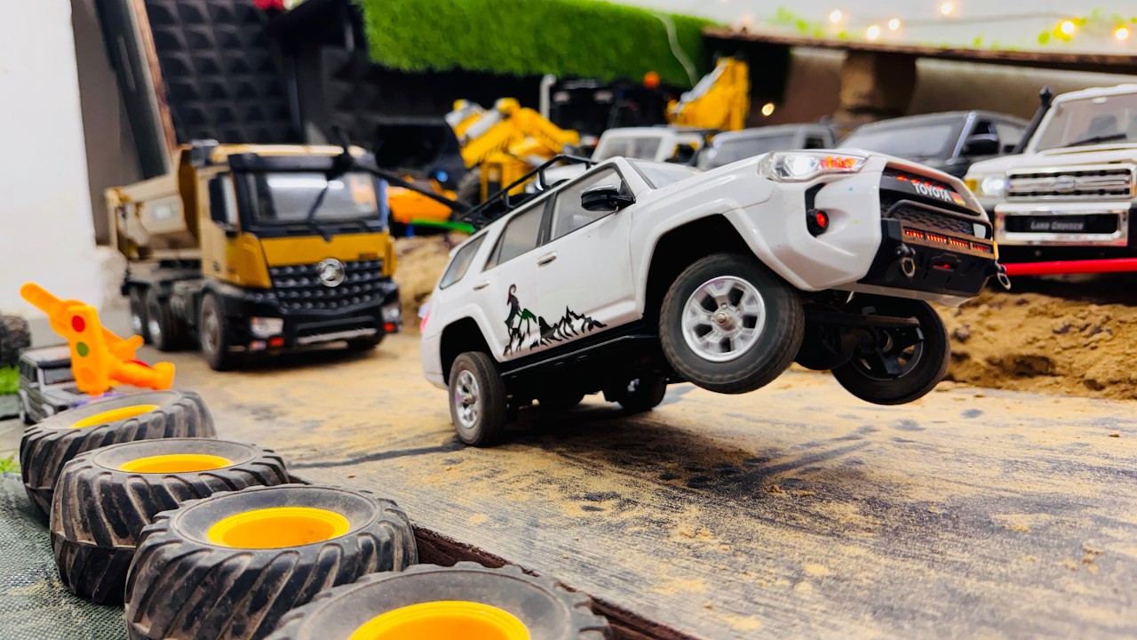 Remote control Cars Thag of War Range Rover Sport Defender Toyota Fortuner Jeep Wrangler LC 80 #2