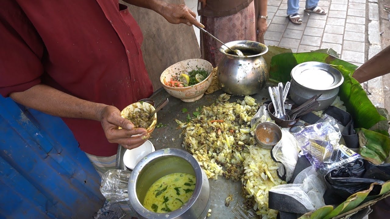 60 Year Old Mumbai Famous Tasty Chana Batata Wala  | Indian Street Food