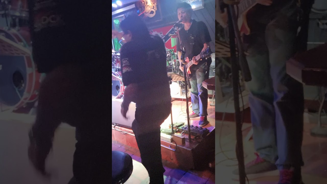 Charlie doing robot 🤖 dance at westside saloon bar (Hatyai) 🇹🇭