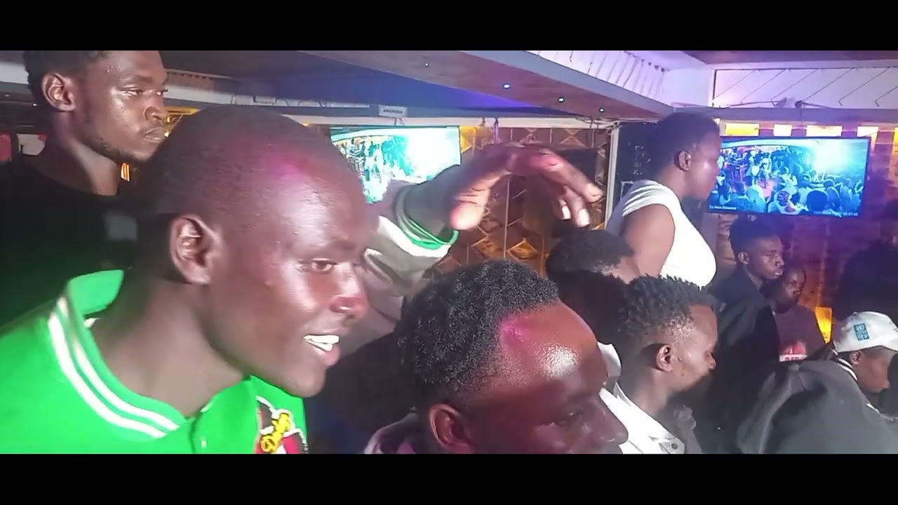 EPITOMIC LOUNGE  LIVE PERFORMANCE  during DJ AIMO EMAAMBA vibes