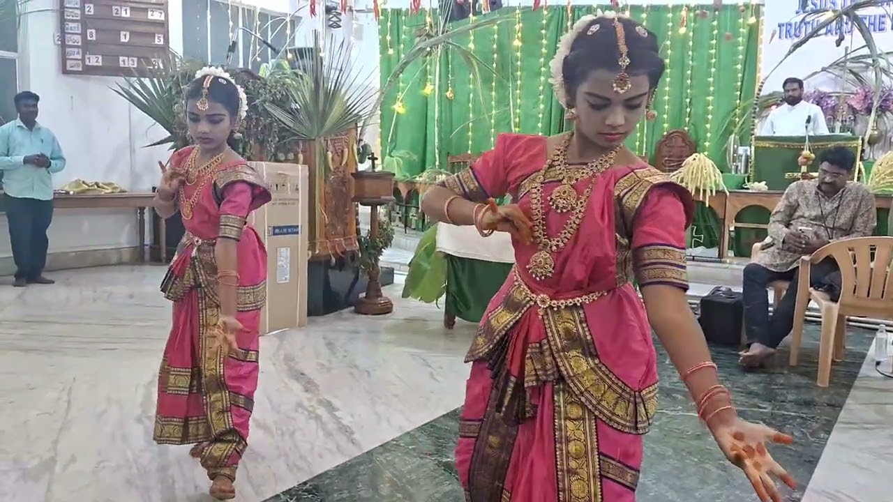 Poorana azhagullavare christian classical dance by Leo&Vensi
