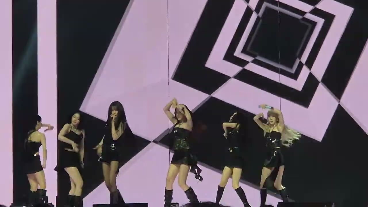 251219 스테이씨 STAYC BEBE 직캠 Fancam- KBS 가요대축제 글로벌 페스티벌