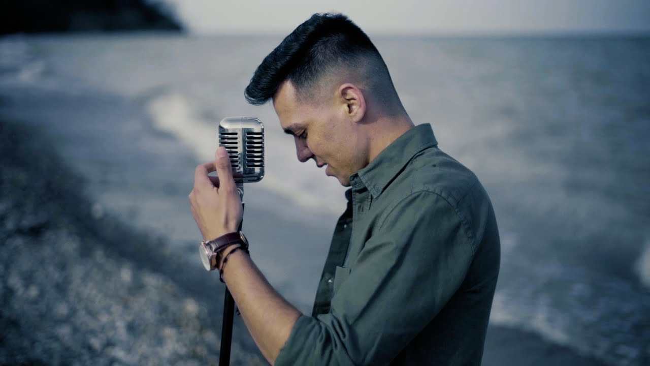 Simplemente Amigos (Cover) Luis Angel Robelo