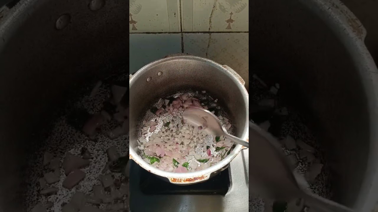 தக்காளி குழம்பு எப்படி பண்ணலாம் பாக்கலாம் வாங்க 