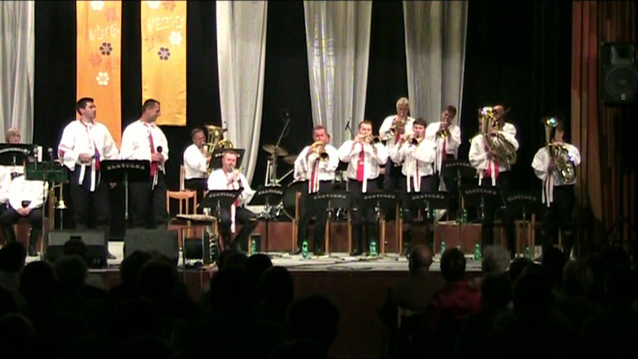 Zlaťulka - Chyťte sa, &scaron;ohaji - Koncert Hodon&iacute;n (14.6.2012)