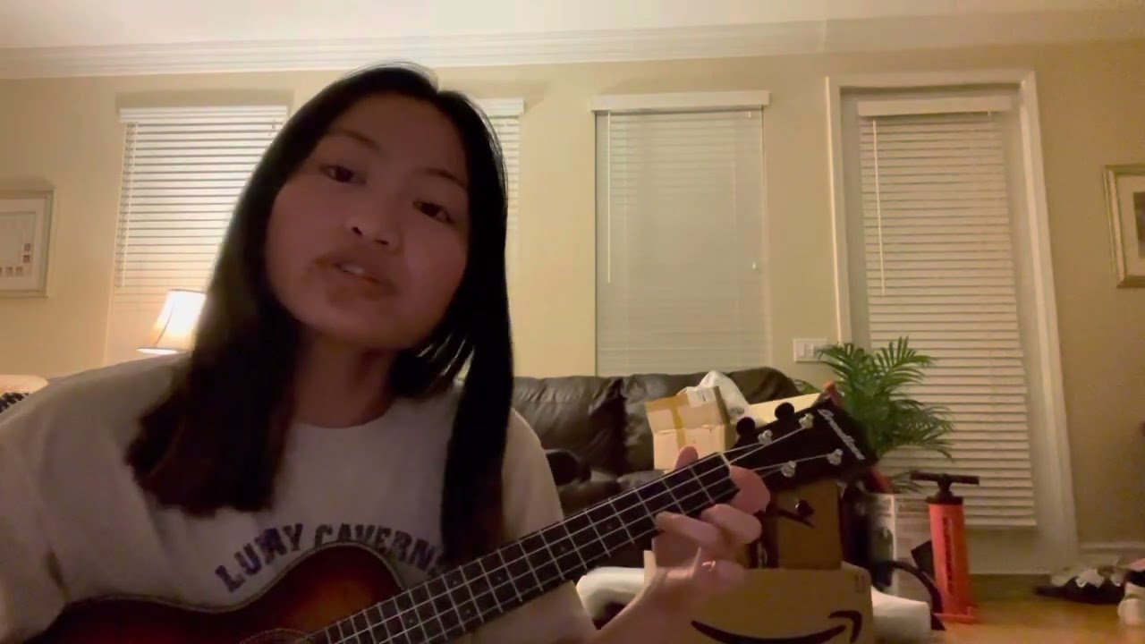 good looking suki waterhouse full acoustic cover :D with my ukulele