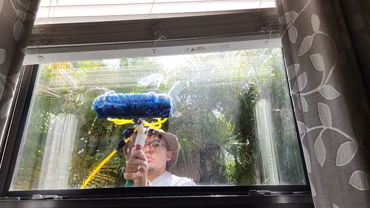 Window Cleaning, Blinds & Ceiling Fans Cleaning