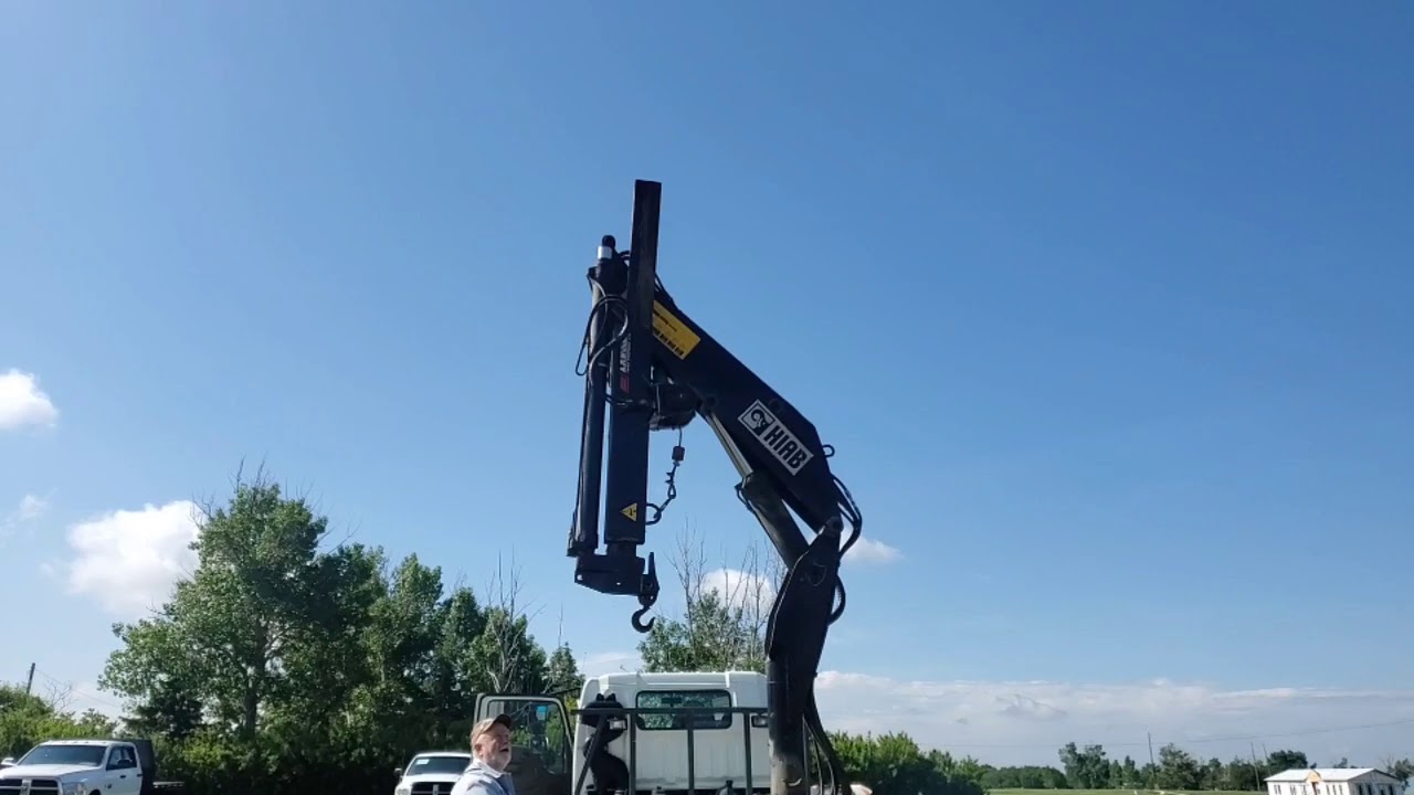 Hiab Crane on 2008 International Cab Over Truck