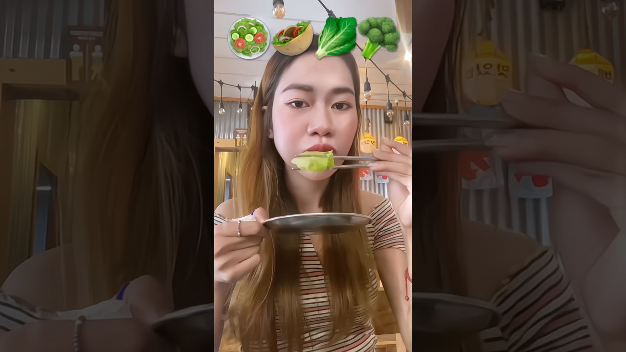 Menow #food #yummy #yummyfood #eating #eatingshow #asmr #asmrvideo #mukbangers #menow