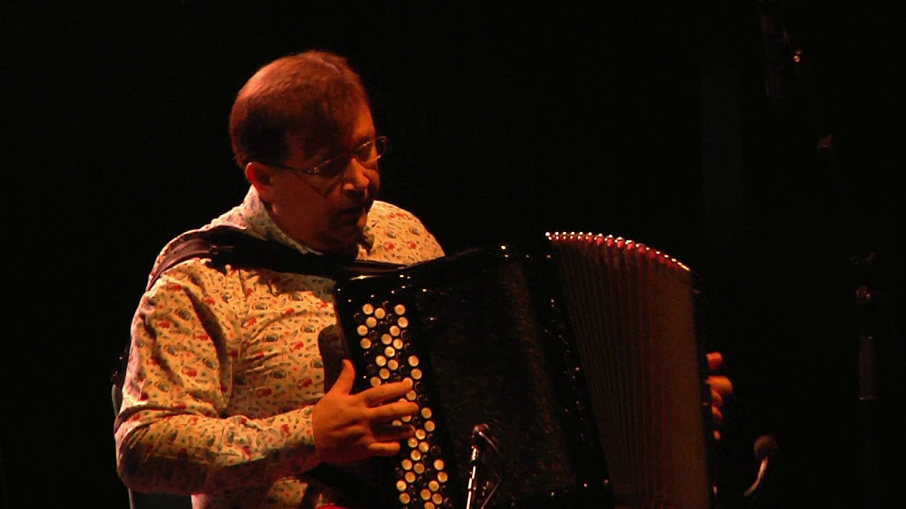 Eric Bouvelle - Medley: Balajo - Indifference - Valse des as - Swing valse - Pistonette