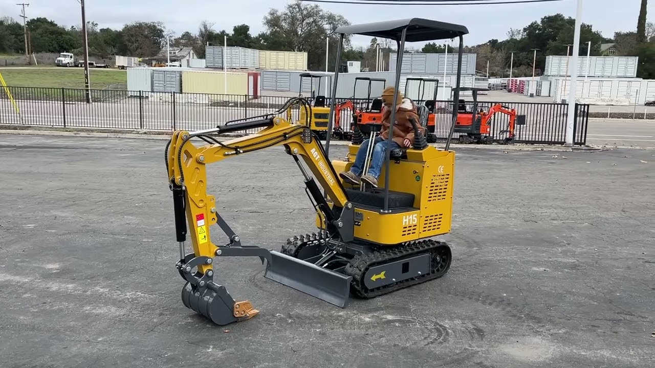AGT H15 Mini Excavator