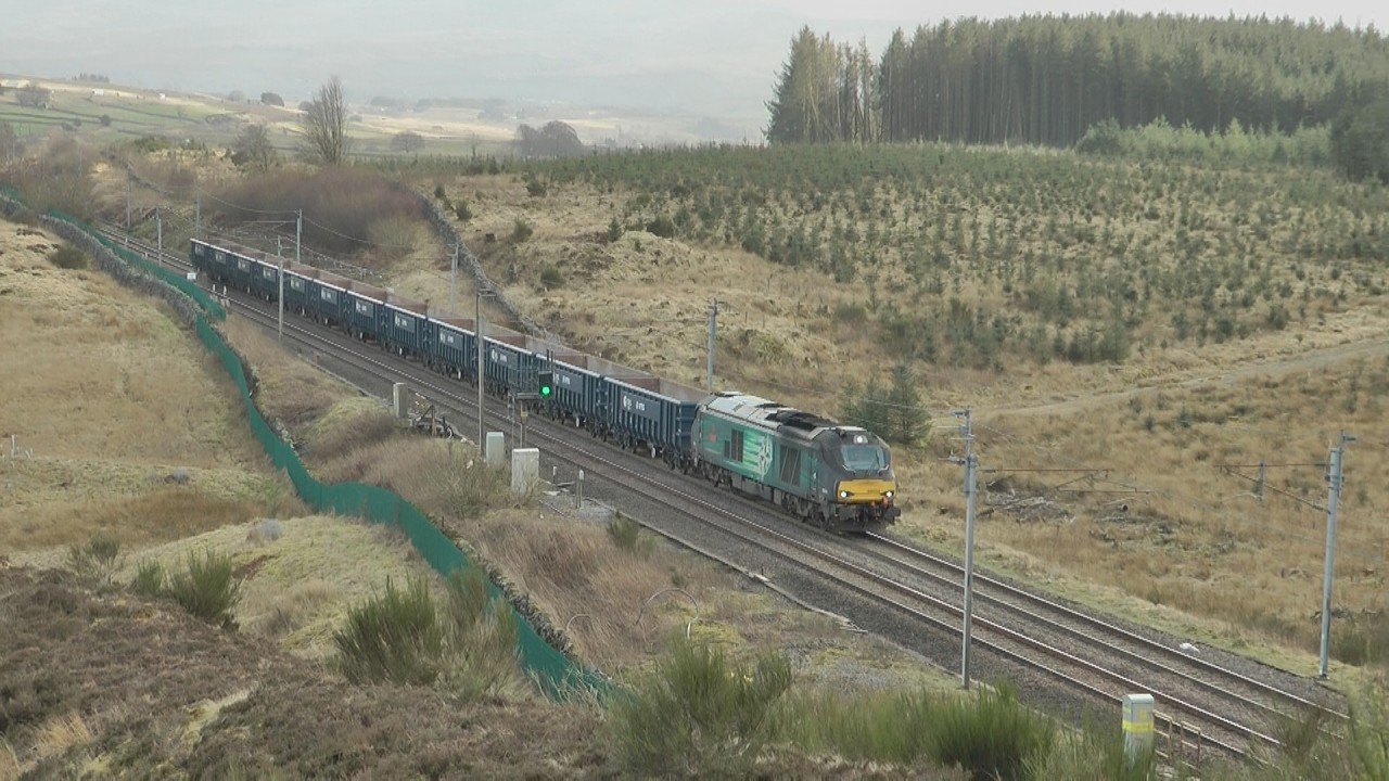 Busy Intermodal and Heavy Freight Traffic around Shap 11 03 2026