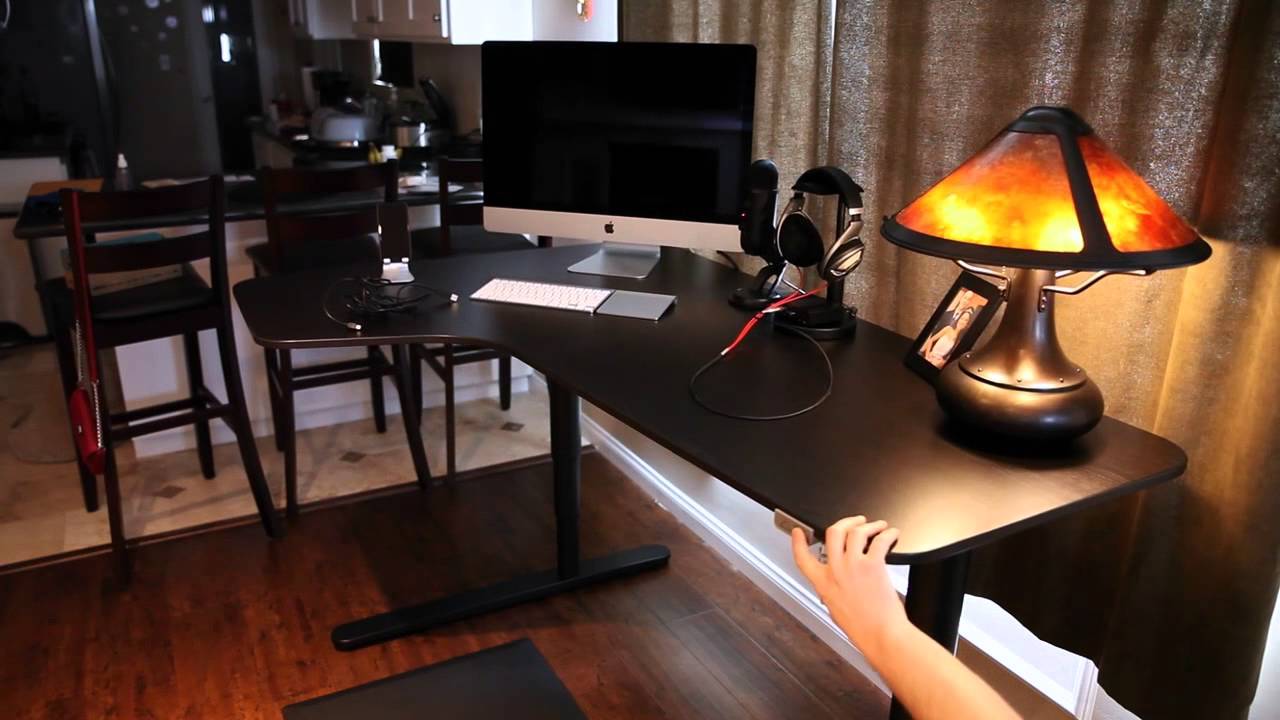 IKEA Bekant sit/stand desk: Lowering from standing position