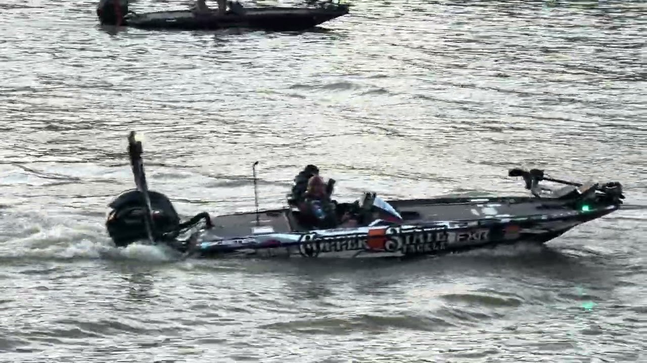 @2026 Bassmaster Classic Knoxville Tennessee Day 2 launch 