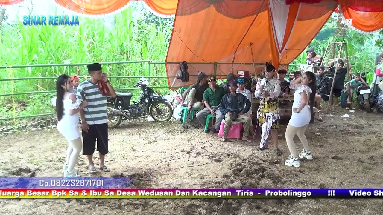 Lucu nya tuh disini Lawak siang Sinar Remaja live wedusan