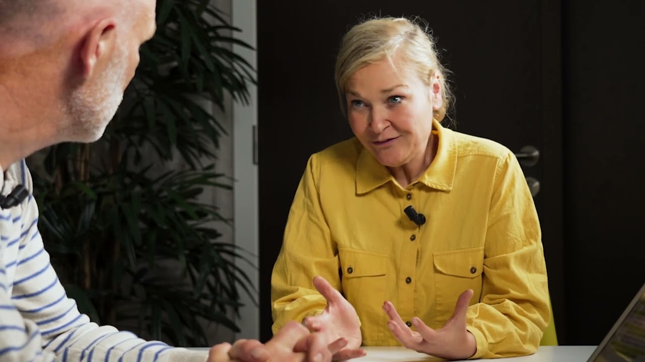 🎬 Scenario 8: collega geeft feedback aan collega (geweldloos communiceren vs. aanvaarding)