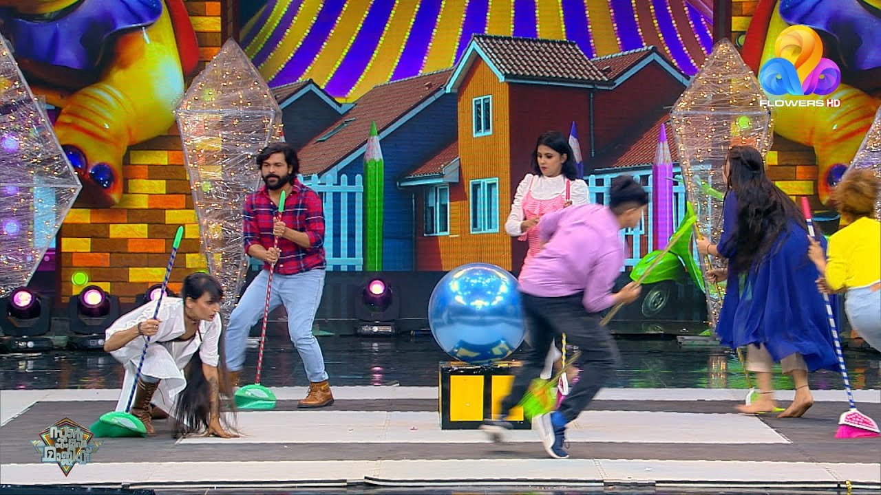 നീ അങ്ങോട്ട് തളളിയിട്ട് പോടാ😡