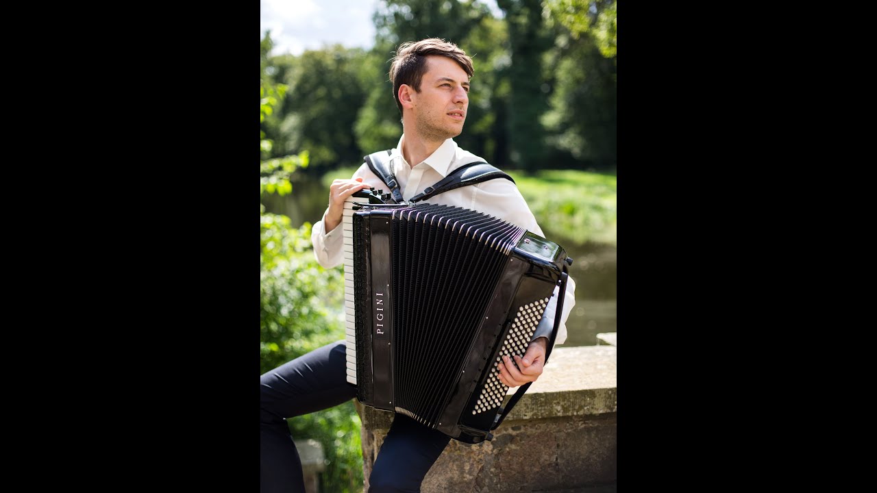 Monti’s Czardas – Virtuoso Accordion Solo Performance | Live Classical Showpiece