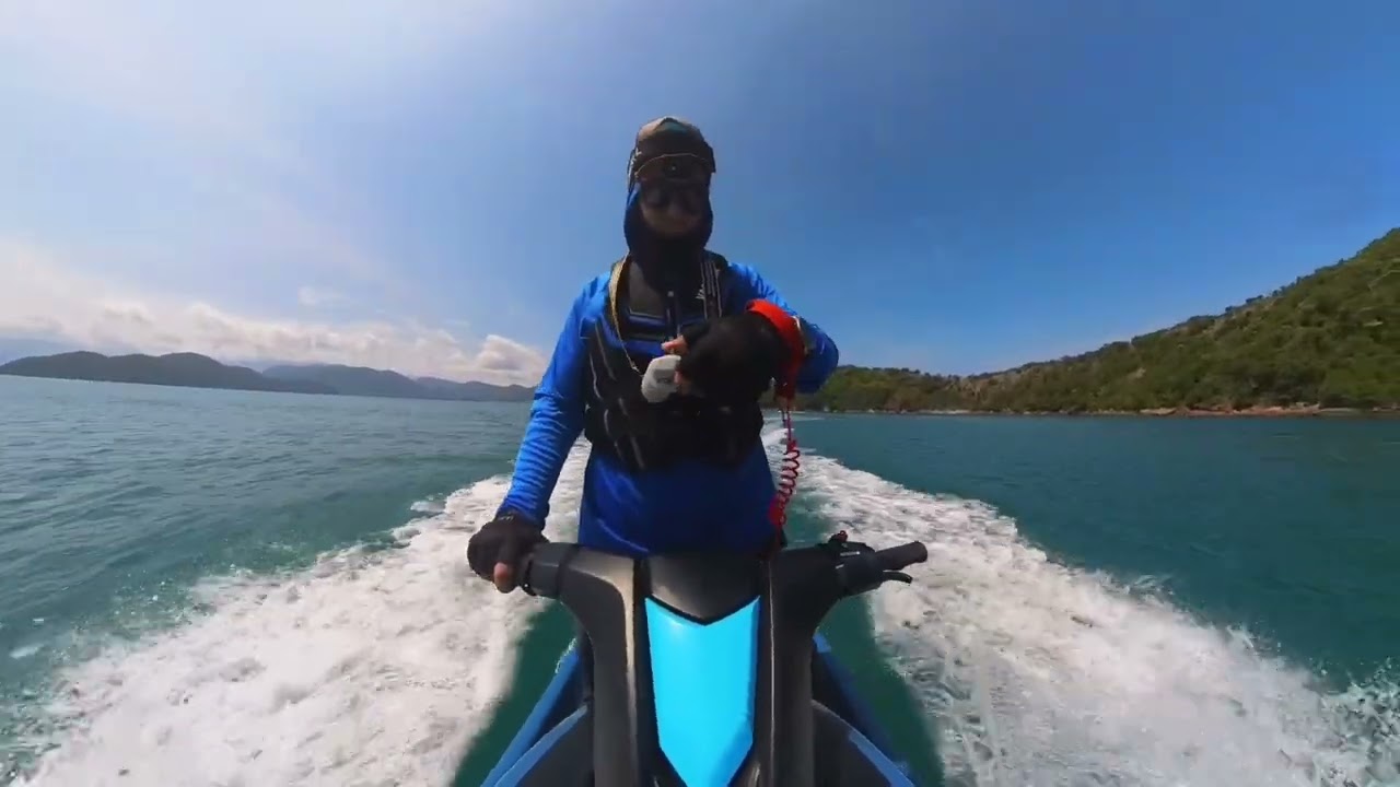 Ilha Anchieta Vista do Alto: Jet Ski + Drone até a Praia do Sul  DJI Mini3 Pro Inta360 X4