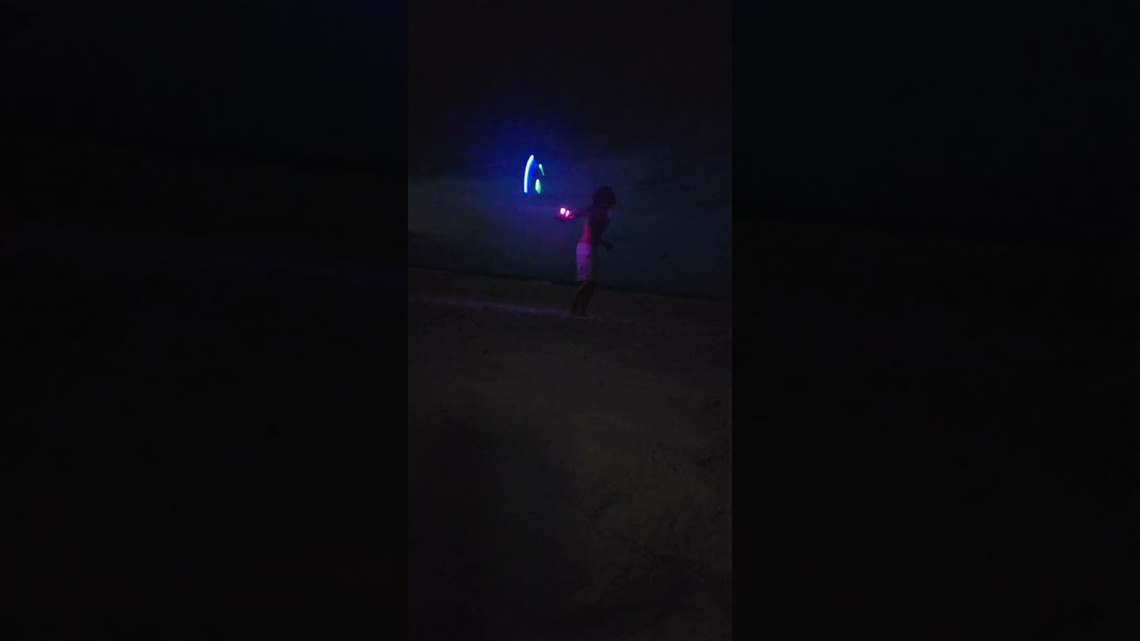 Peaches on the moon 💫flow💫🌙🕺✨️🌀