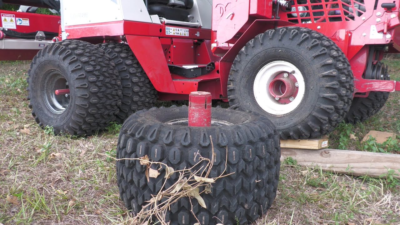 Снятие сдвоенного колеса - Ventrac 4520Z