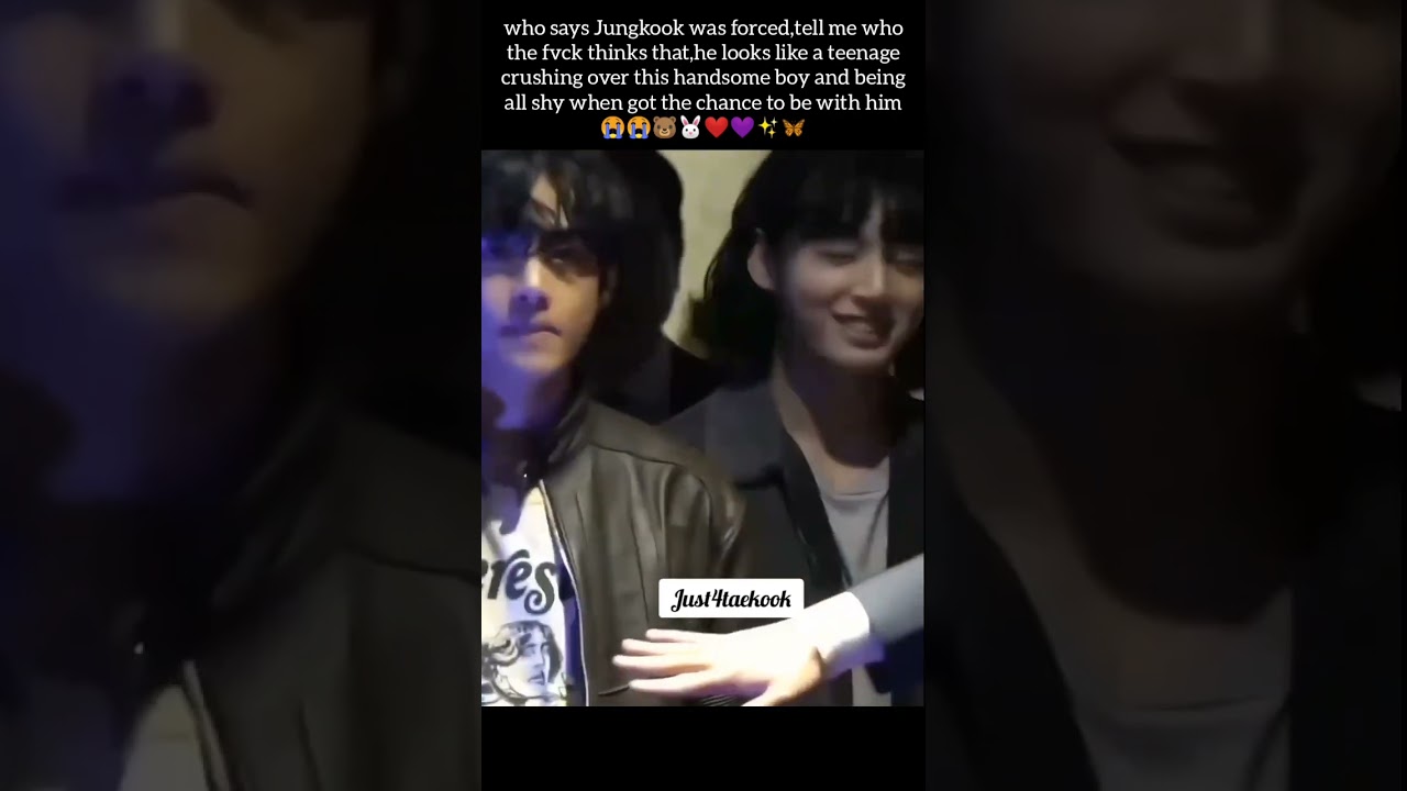 I never see taehyung smiling like this before in any primer.. In fashion shows...😭💜❤️#taekook #kookv