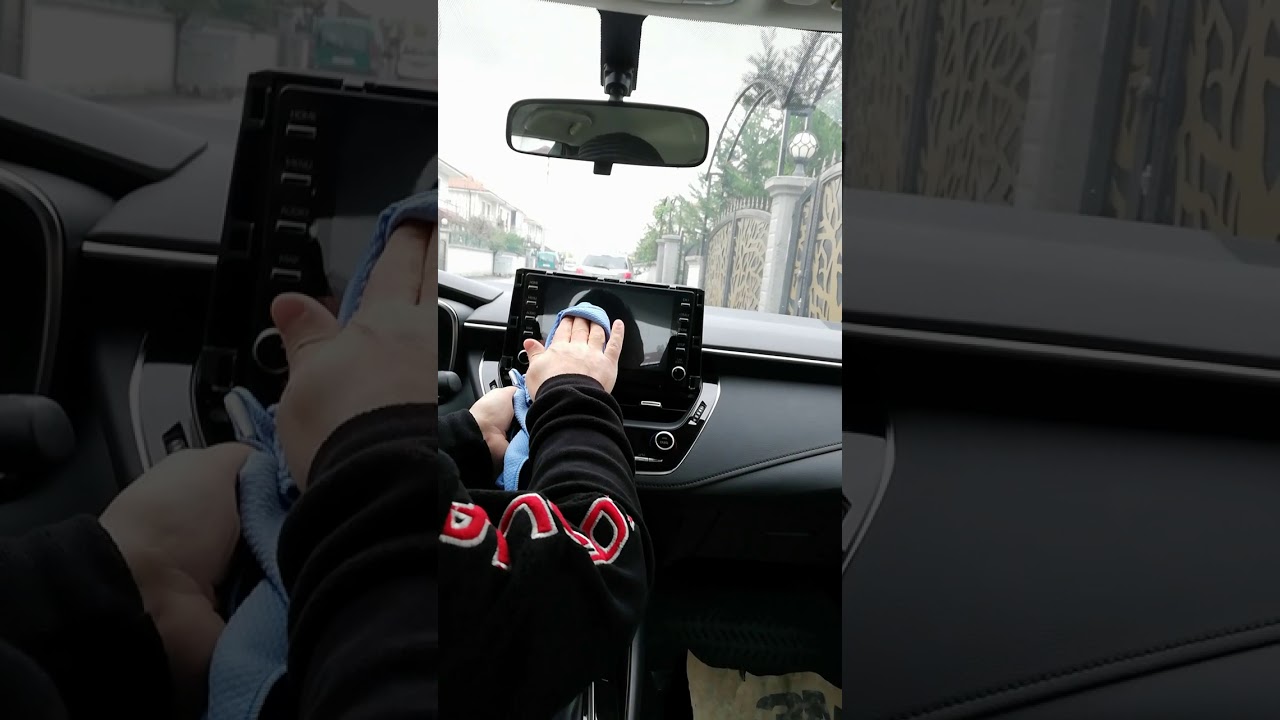 Yeni Corolla 2019+ Multimedya Ekran Koruyucu Montaji