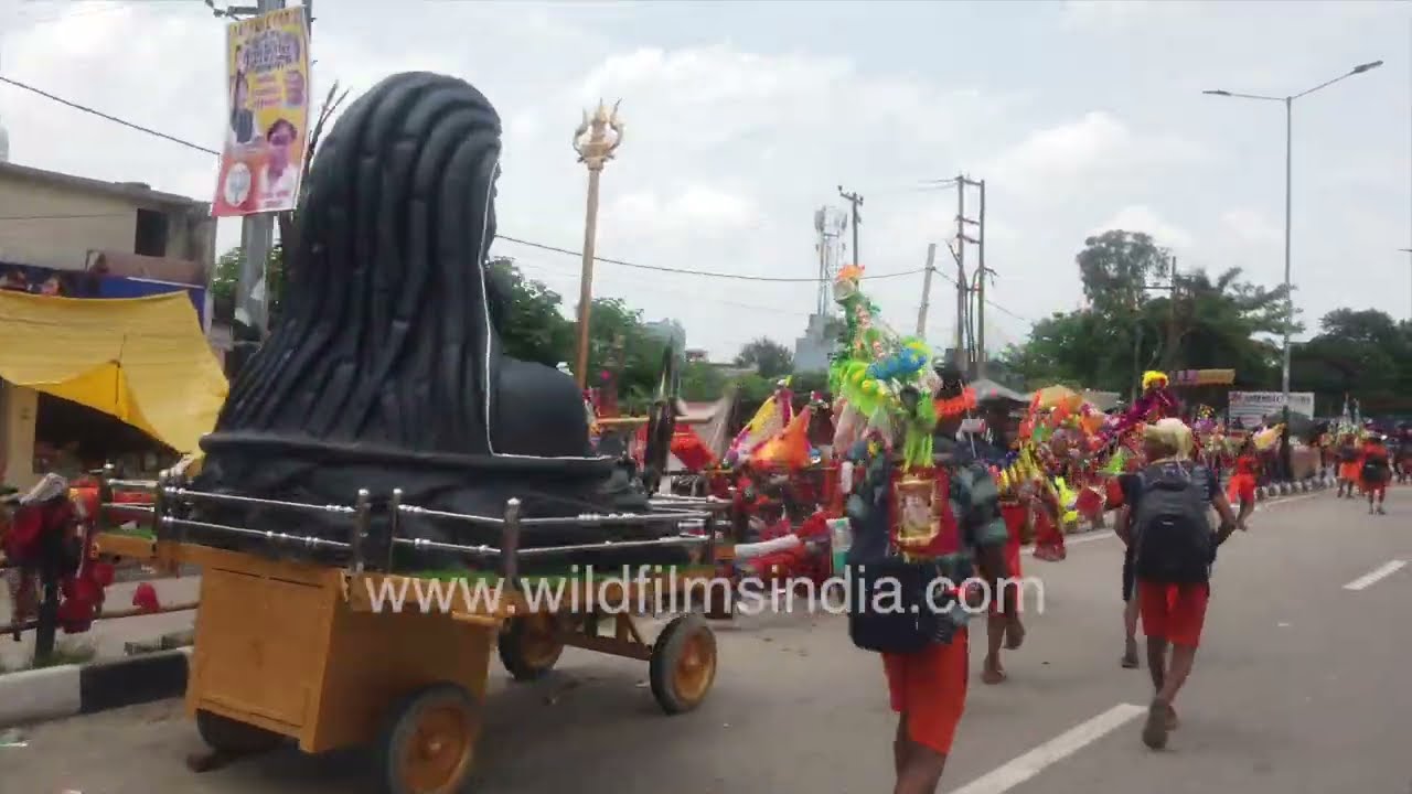 Kanwar Yatra in Haridwar thousands of Devotees Walks with Decorated Kanwars