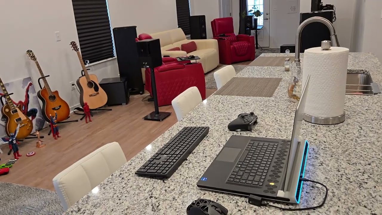 I turned my Living Room into a Home Theater