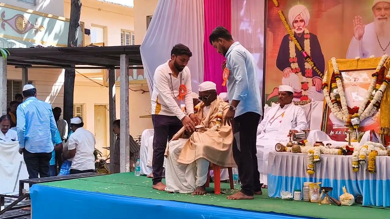ಶ್ರೀ, ರಾಮಕೃಷ್ಣ ಮಹಾರಾಜರು ಅಧ್ಯಾತ್ಮ ಆಶ್ರಮ ಯಲ್ಲಟ್ಟಿ ಸನಮಾನ ಕಾರ್ಯಕ್ರಮ 