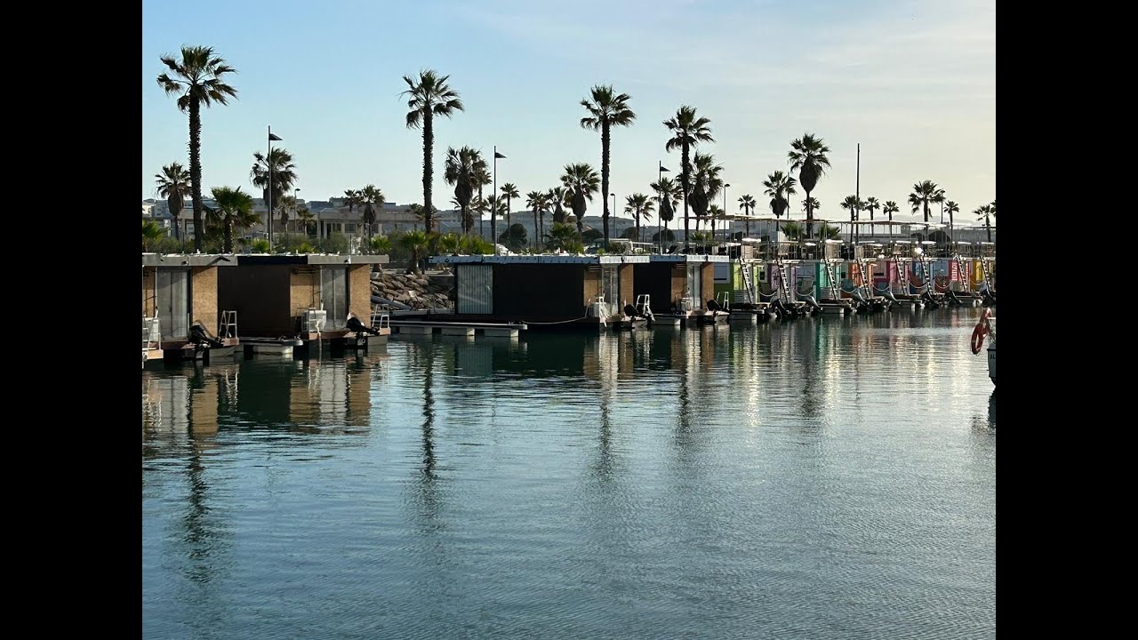 Boat Haus Grand Royal | Casa Flotante de Lujo en España | Luxury Floating House Tour