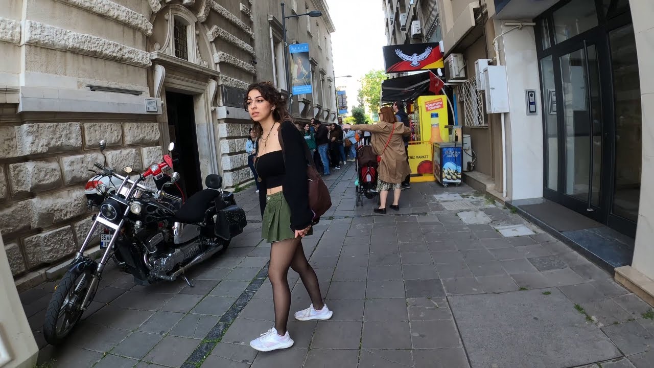 4K 🇹🇷 Walking Streets Izmir - Alsancak. Kıbrıs Şehitleri. Alsancak Kordon