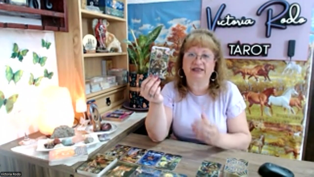 TRAICION DE QUIEN MENOS PENSAS!!! MIERCOLES 10  DICIEMB. VICTORIA RODO TAROT. 59894239682.