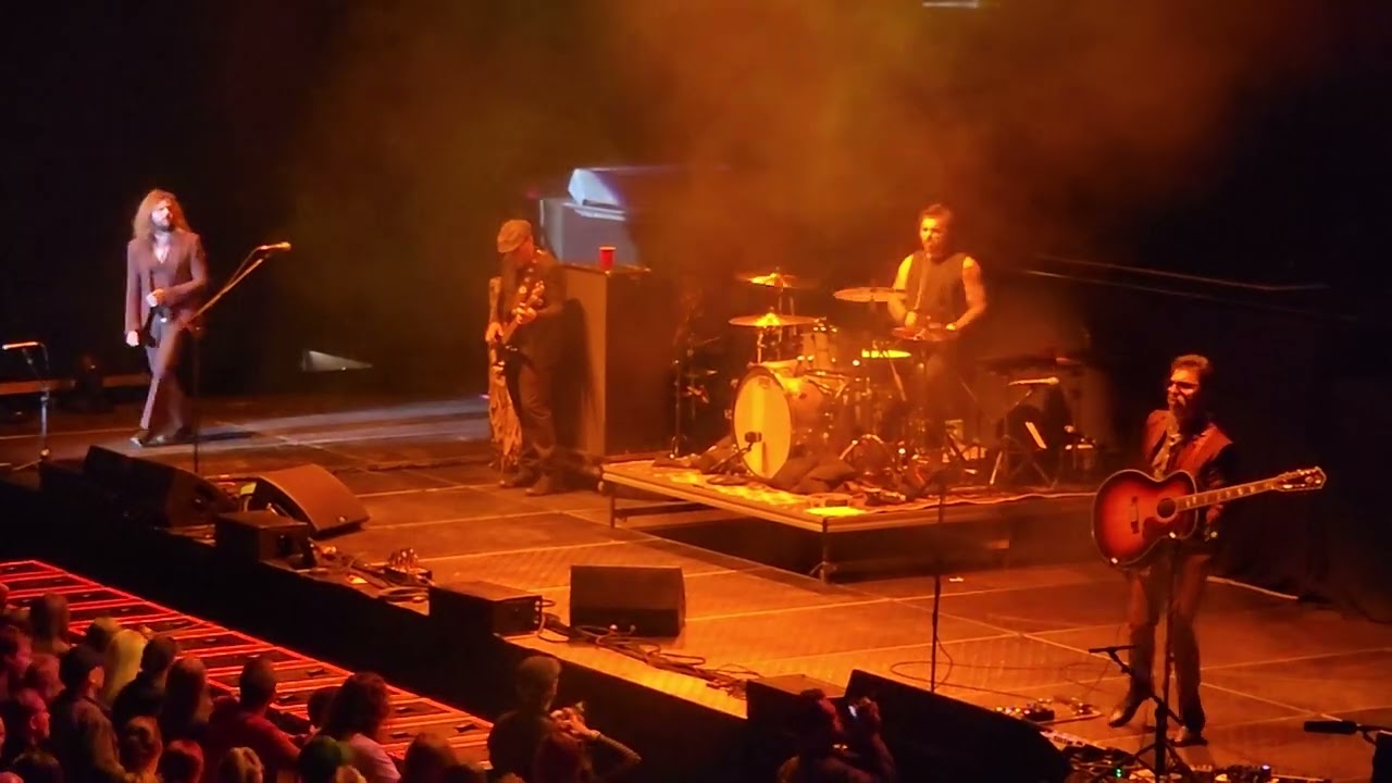 RIVAL SONS - Mirrors  - LIVE