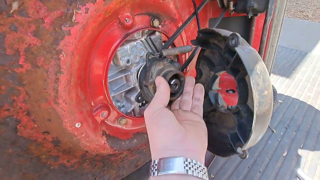 Troy-Bilt XP walk behind mower. A closer look, issue found.