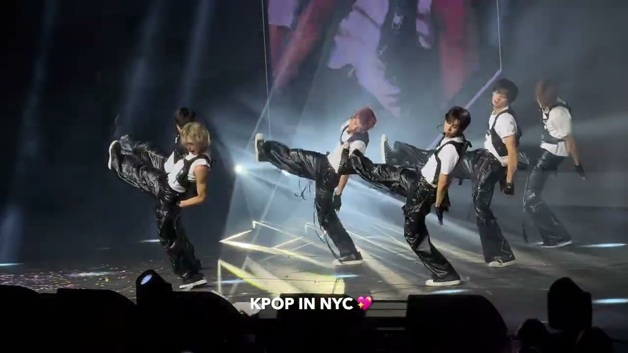 RIIZE 라이즈 [RIIZING LOUD] TOUR IN NEW YORK 2025.11.01: Monster (EXO) cover + Bag Bad Back [fancam 직캠]
