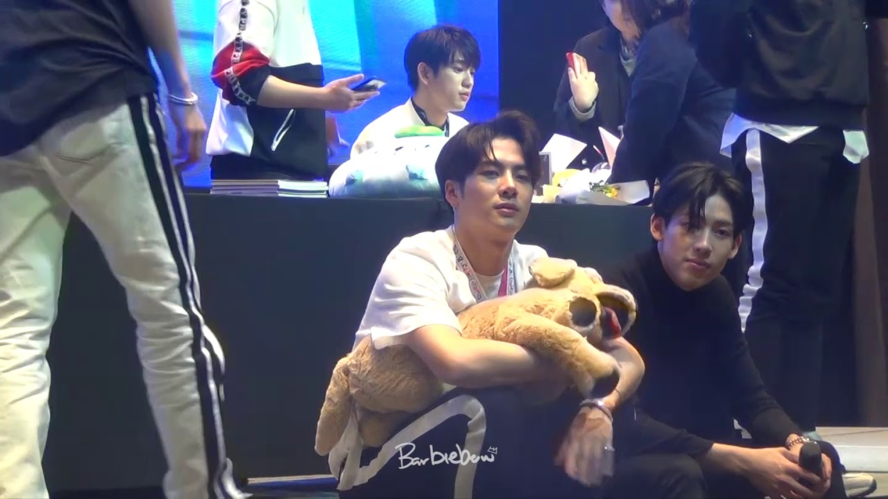 [JS CAM] 180329 Jackson Wang - 여의도 Fansign
