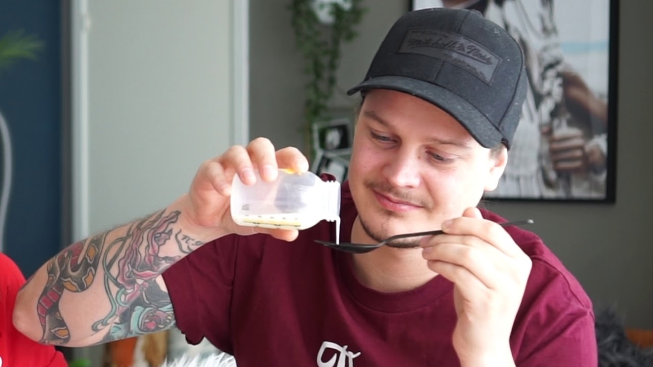 VI SMAKER PÅ MORSMELK
