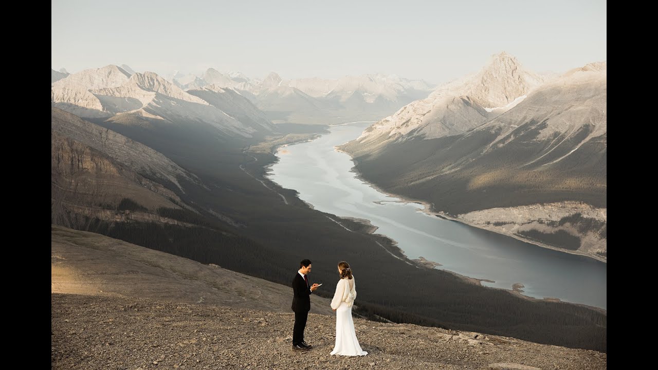 Sunrise Adventure Elopement in Kananaskis: An Intimate Mountain and Lakeside Wedding