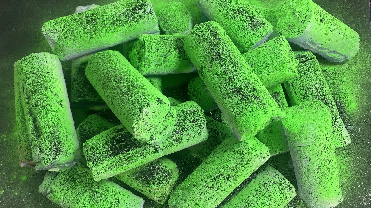 Green Neon Color Covered Cilynders | ASMR | Oddly Satisfying | Anxiety Relief