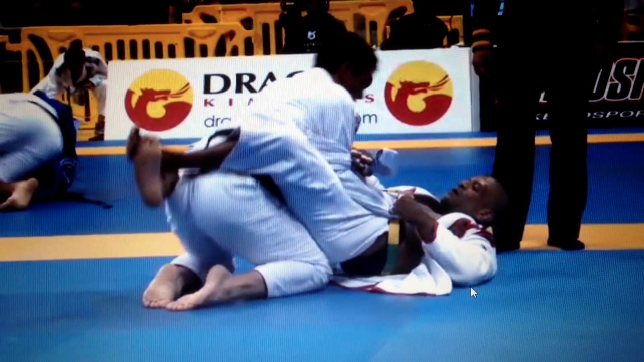 Giva Santana vs Richard Martin - FINAL - IBJJF Worlds Masters 2013 - Black Senior 2 - Heavy