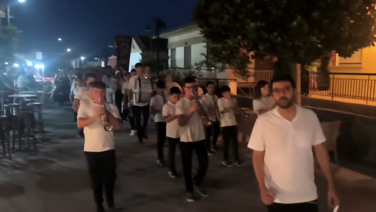 Περιφορά της Εικόνας του Αγίου και Προφήτου Ηλιού  στη Βέργη Σερρών. Φιλαρμονική Νιγρίτας + συλλόγων