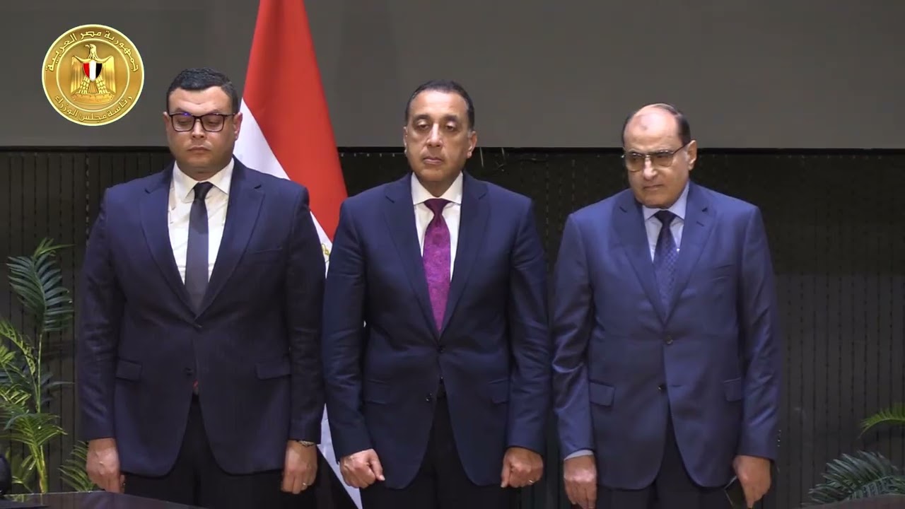 رئيس الوزراء يشهد توقيع اتفاقيات بين مُطور مشروع  