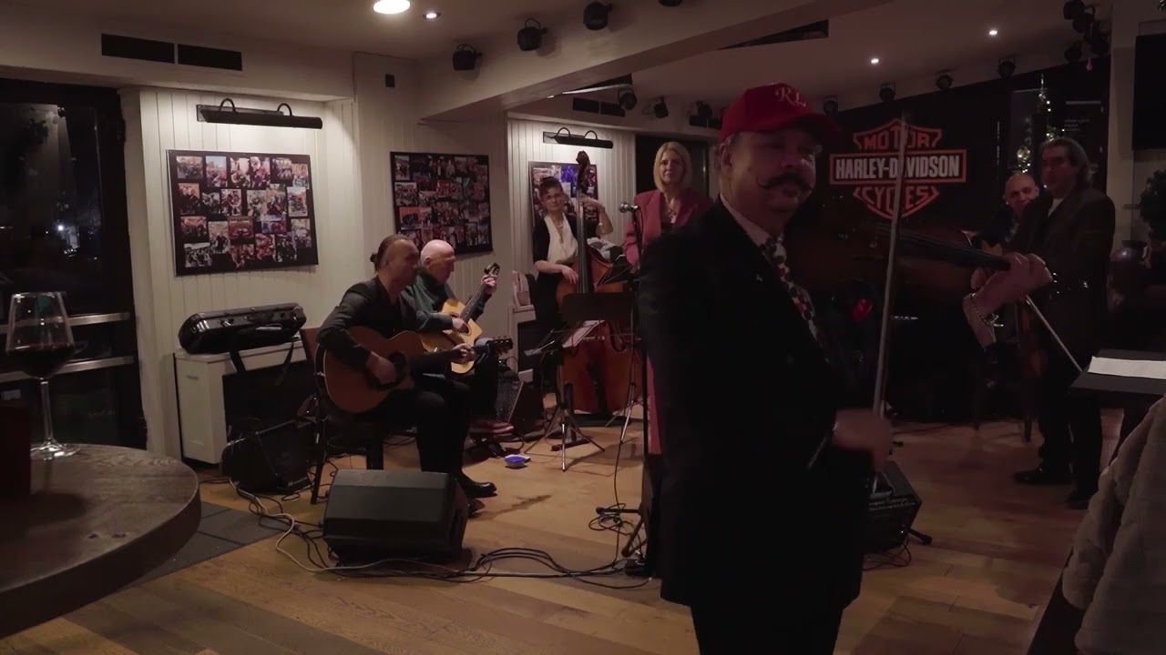 Micheller Myrtill & Gypsy Jazz Band - All of Me