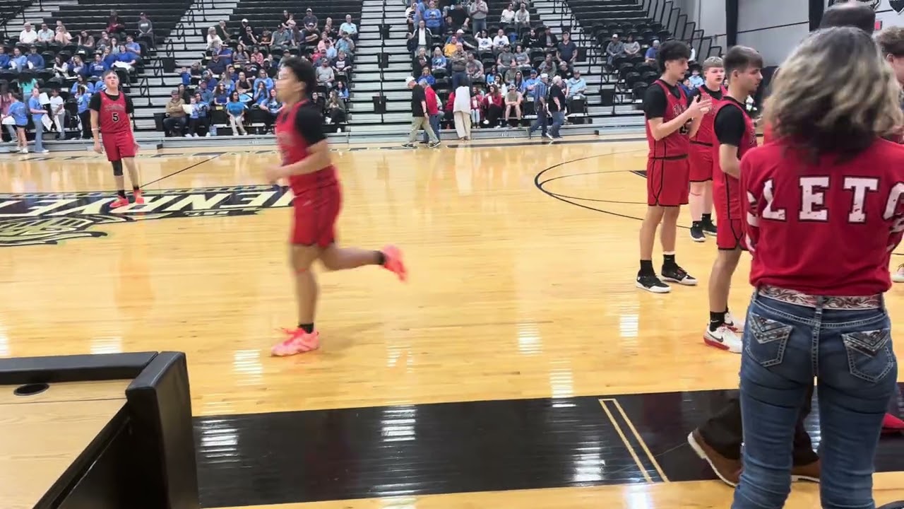 I’m going to miss doing the starting lineup at home games next year #eagles #basketball 