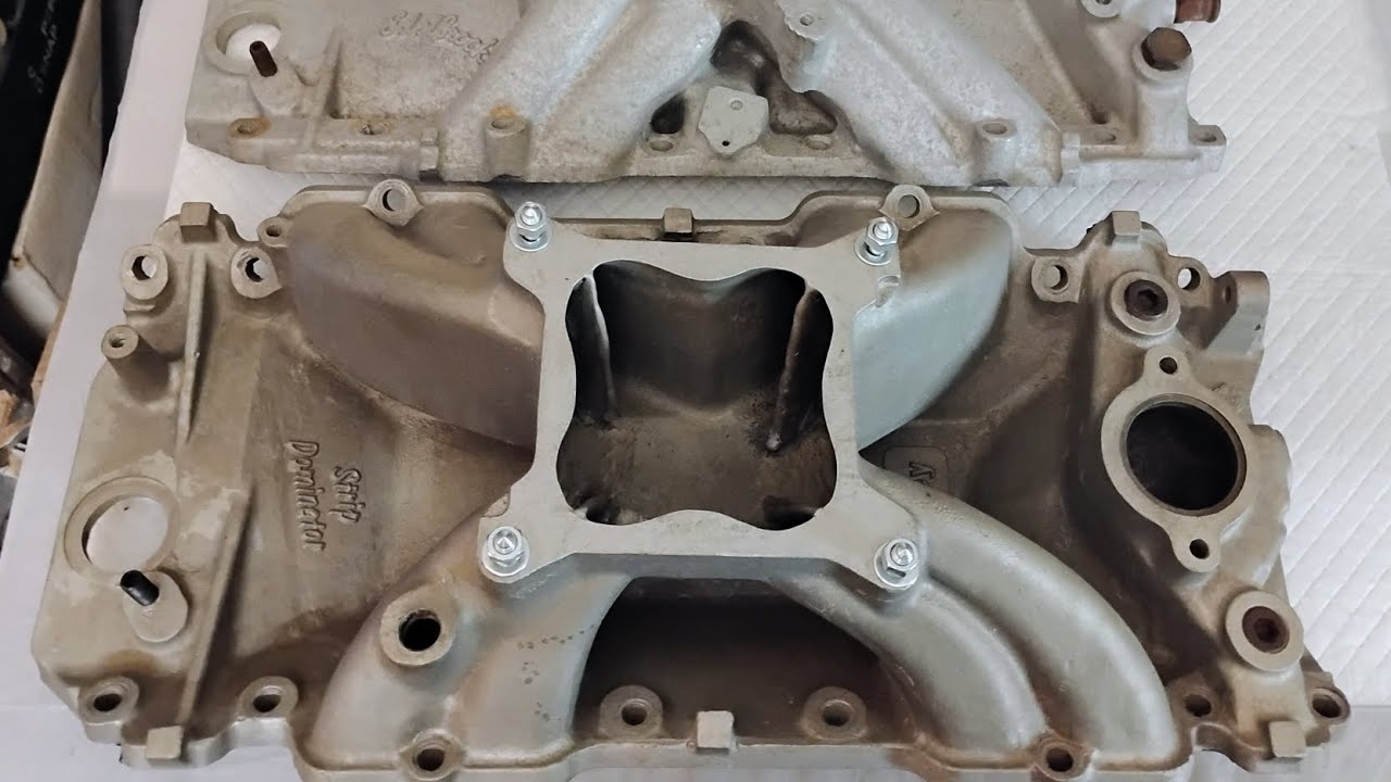 1976 HOLLEY STRIP DOMINATOR в сравнении с 1972 EDELBROCK TARANTULA