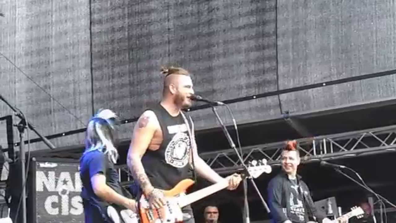 Rybičky 48 - Zamilovaný Nešťastná [Live, Pražský Majáles, 1.5.2015]