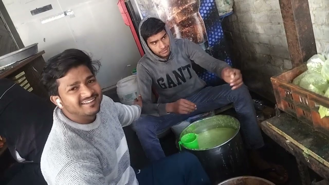 Vikash halvai Samose ki chatni kaise pack karte Hai 😀😍