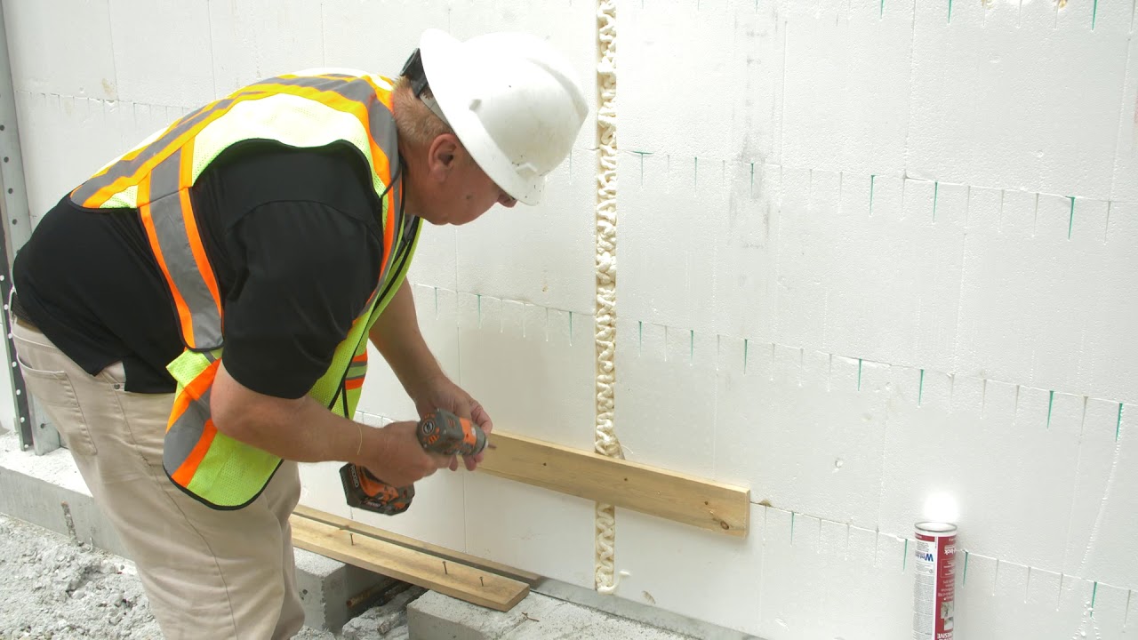 Insulated Concrete Forms Installation - Common Seams 17
