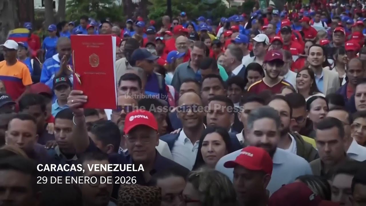 Venezuela: Presidenta encargada firma ley que flexibiliza control estatal de industria petrolera en